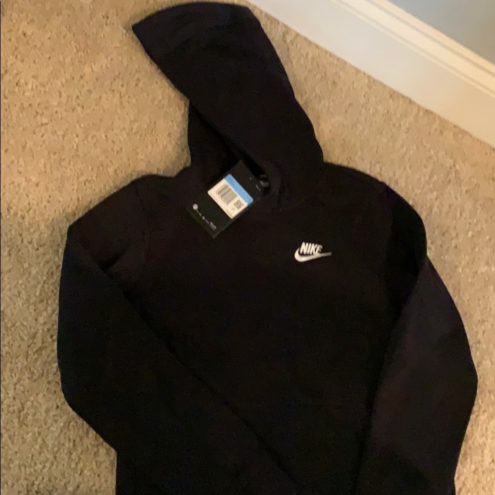 Brand new with tags.  Boys size M Nike hoodie
